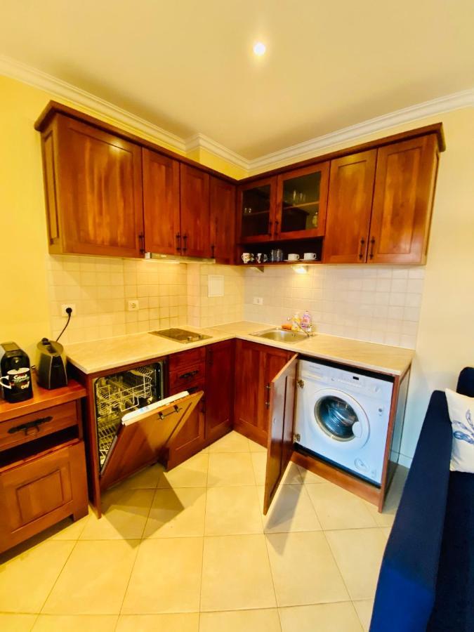 Santa Marina 2-Bedroom Apt. W/ Sea View + Terrace Sozopol Extérieur photo